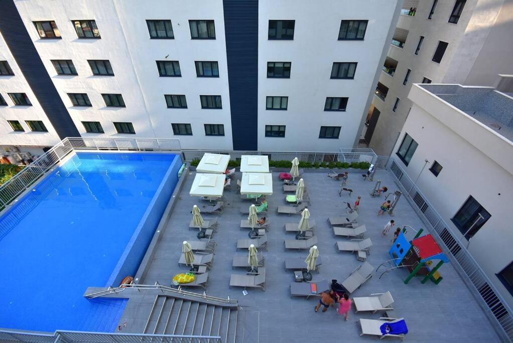 Brand New ! Seaside Apt With Poolview & Parking 부드바 외부 사진